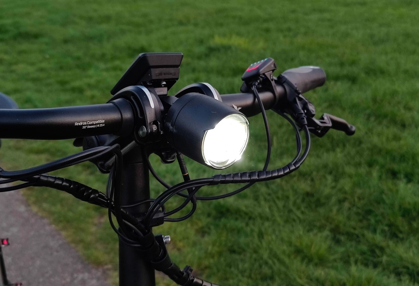 Integrated lights on a Tern HSD