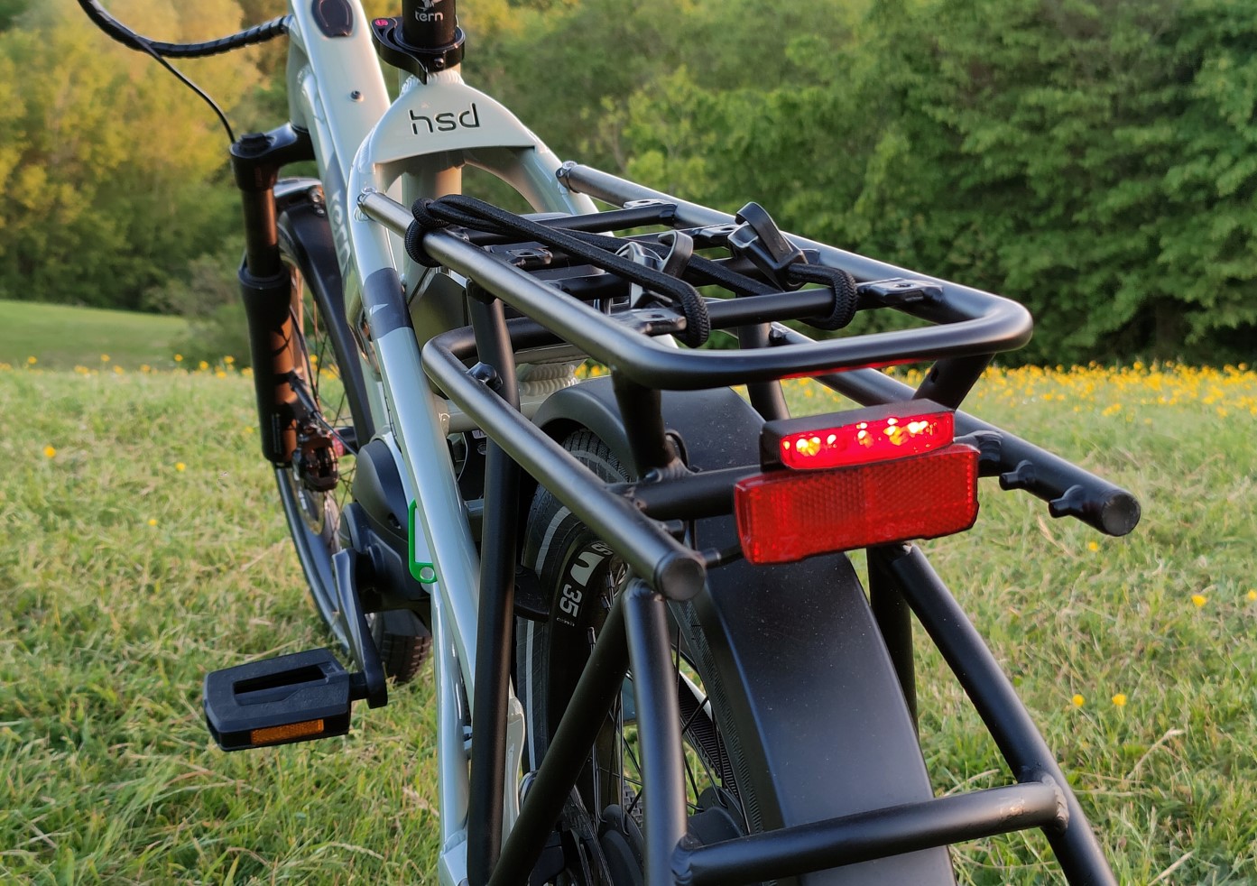 Rear rack on a Tern HSD